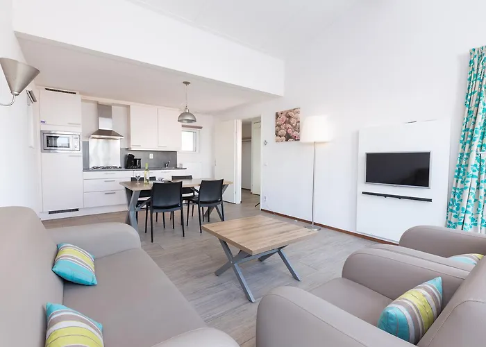 Roompot Strandpark Duynhille منتزه العطل آودورب