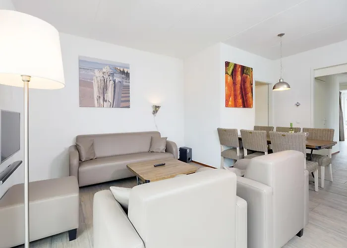 Roompot Strandpark Duynhille منتزه العطل آودورب