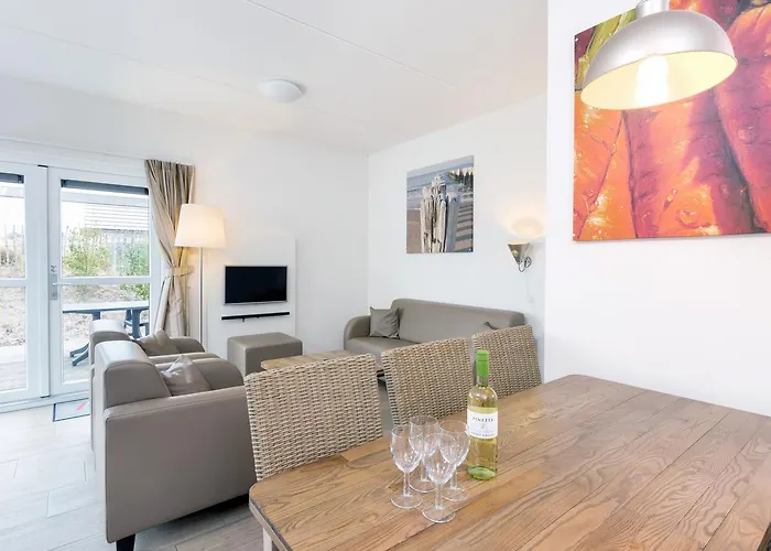 Roompot Strandpark Duynhille منتزه العطل آودورب